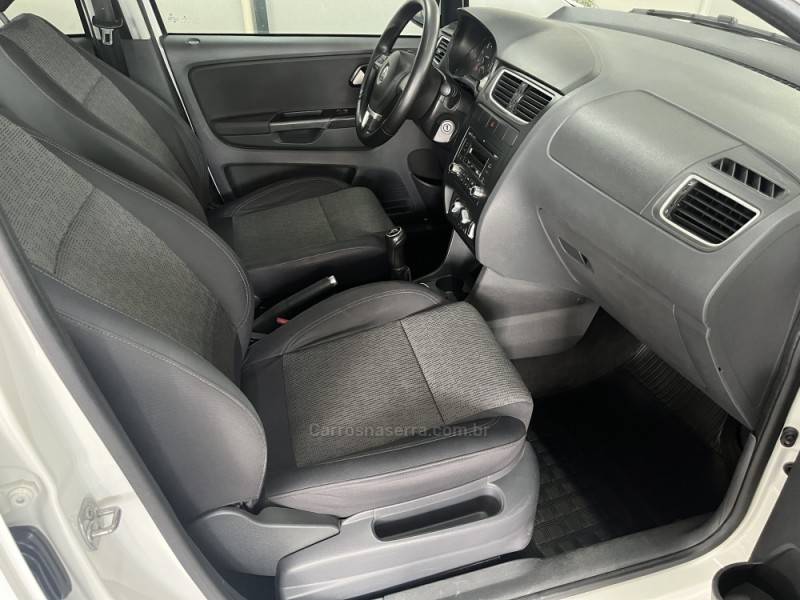 VOLKSWAGEN - FOX - 2012/2013 - Branca - Sob Consulta