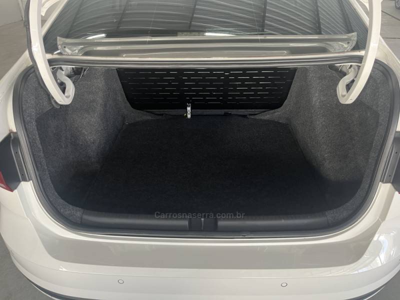 VOLKSWAGEN - VIRTUS - 2020/2021 - Branca - Sob Consulta