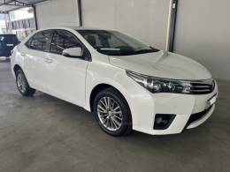 TOYOTA - COROLLA - 2016/2017 - Branca - R$ 93.500,00