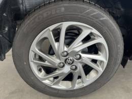 TOYOTA - YARIS - 2023/2024 - Cinza - Sob Consulta