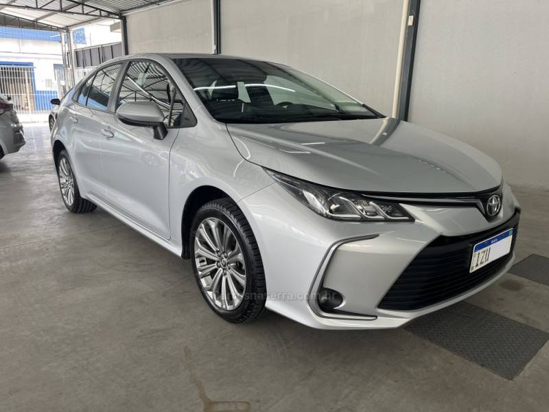TOYOTA - COROLLA - 2019/2020 - Prata - Sob Consulta