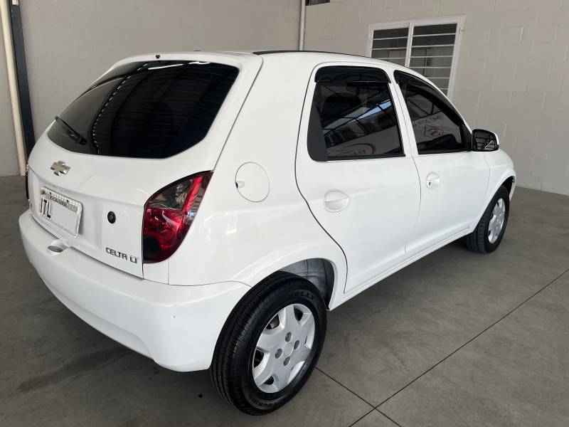 CHEVROLET - CELTA - 2012/2013 - Branca - Sob Consulta