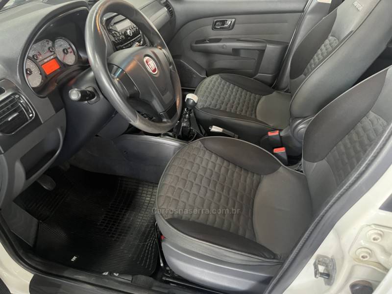 FIAT - PALIO - 2013/2013 - Branca - Sob Consulta
