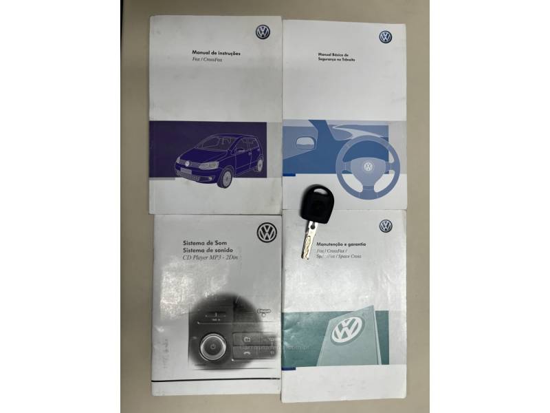 VOLKSWAGEN - FOX - 2012/2013 - Branca - Sob Consulta