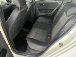VOLKSWAGEN - FOX - 2012/2013 - Branca - Sob Consulta