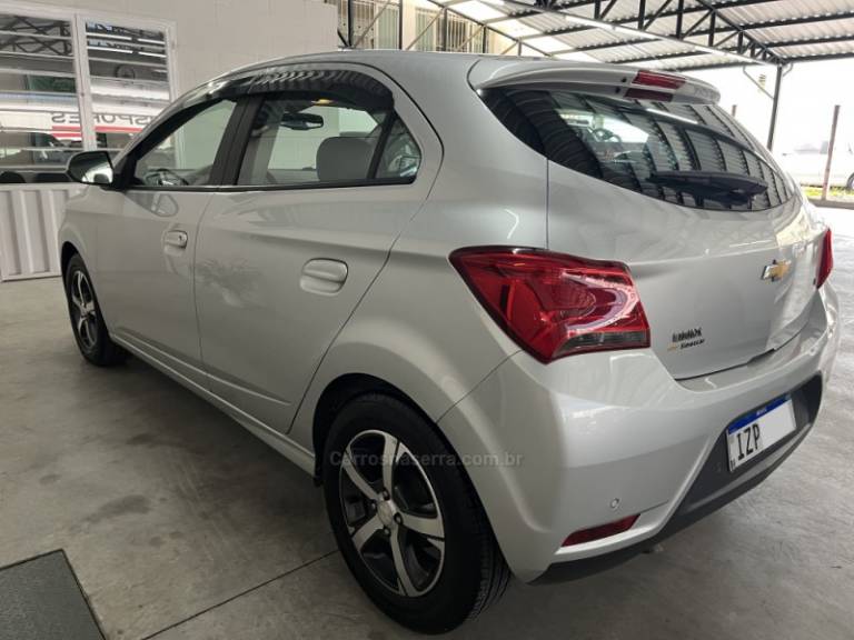 CHEVROLET - ONIX - 2019/2019 - Prata - Sob Consulta