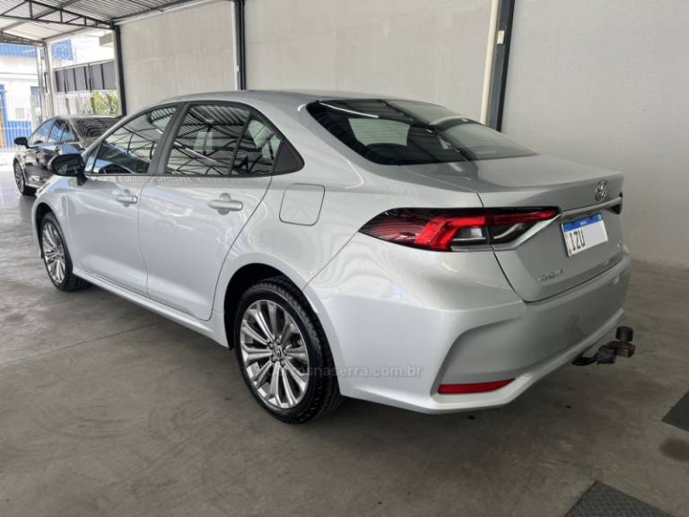 TOYOTA - COROLLA - 2019/2020 - Prata - Sob Consulta