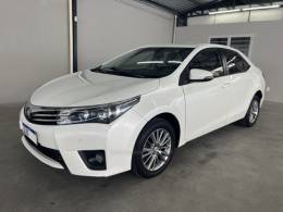 TOYOTA - COROLLA - 2016/2017 - Branca - R$ 93.500,00