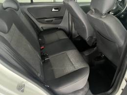 VOLKSWAGEN - FOX - 2012/2013 - Branca - Sob Consulta