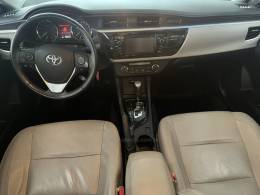 TOYOTA - COROLLA - 2016/2017 - Branca - R$ 93.500,00