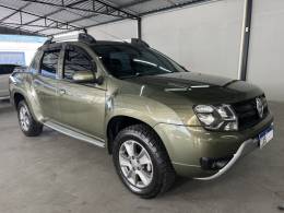 RENAULT - DUSTER OROCH - 2015/2016 - Verde - Sob Consulta