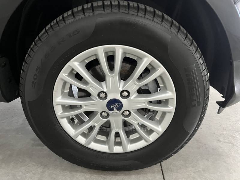 FORD - ECOSPORT - 2014/2015 - Preta - R$ 54.900,00