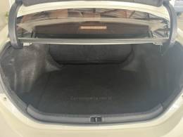 TOYOTA - COROLLA - 2016/2017 - Branca - R$ 93.500,00