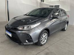 TOYOTA - YARIS - 2023/2024 - Cinza - Sob Consulta
