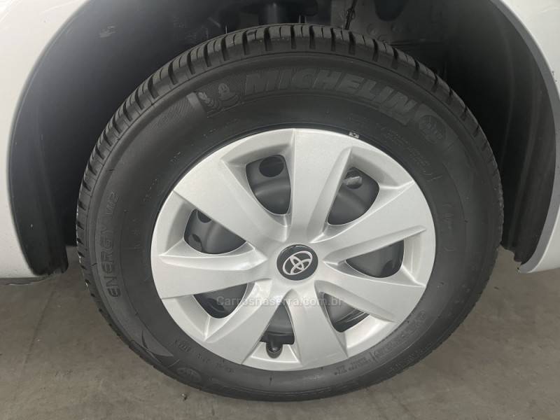 TOYOTA - ETIOS - 2014/2014 - Prata - Sob Consulta