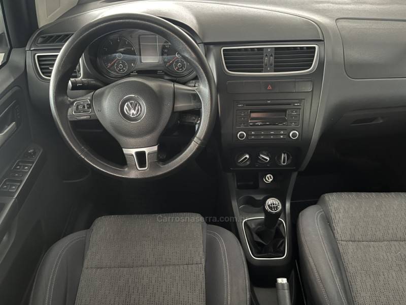 VOLKSWAGEN - FOX - 2012/2013 - Branca - Sob Consulta