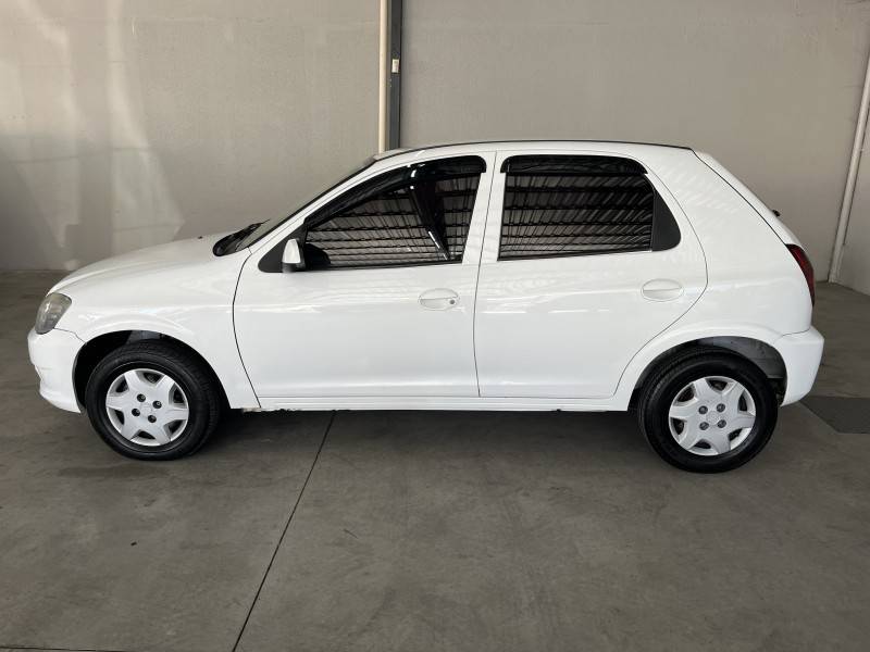CHEVROLET - CELTA - 2012/2013 - Branca - Sob Consulta