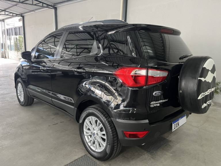 FORD - ECOSPORT - 2014/2015 - Preta - R$ 54.900,00