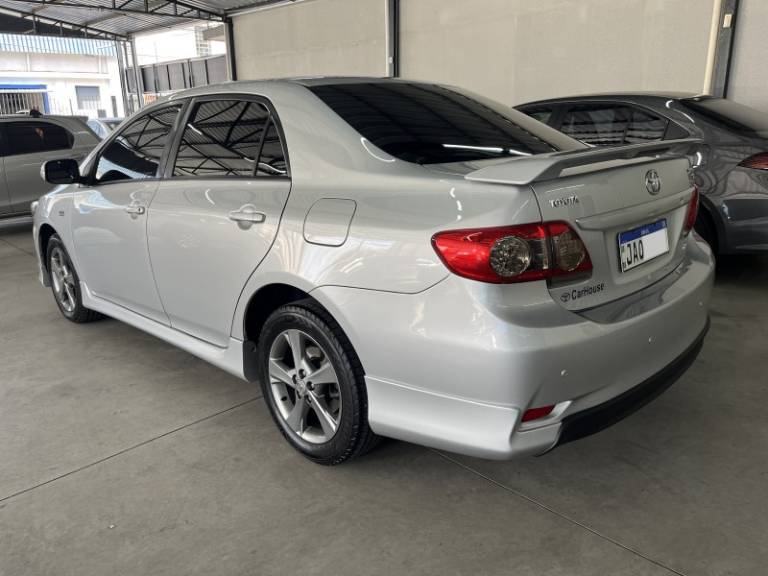 TOYOTA - COROLLA - 2012/2013 - Prata - Sob Consulta